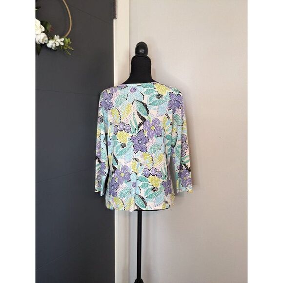 CDP & Co. Floral Lightweight Tight Knit 3/4 Sleeve Sweater with Sequins - M - Picture 2 of 9